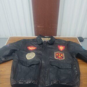 Men's leather Avirex Flight Jacket Sz Medium